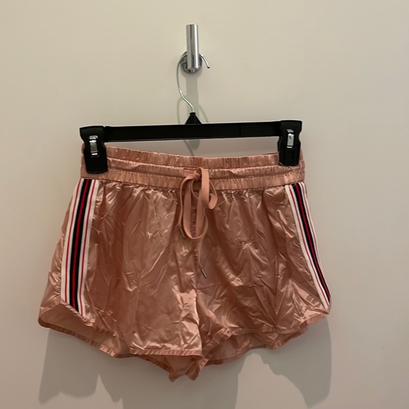 Aritzia TNA - Light Pink Shiny Retro Shorts with Side Stripe - Picture 1 of 3